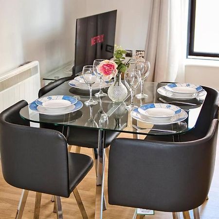 Lovely 1 Bedroom Apartment - Bham City Centre Birmingham Buitenkant foto